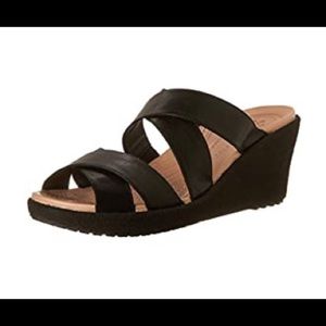 Womens A Leigh Criss Cross Sandals Black/Black